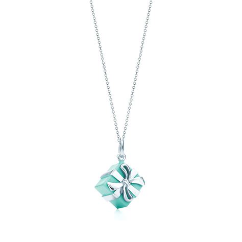 tiffany blue box charm replica|tiffany and co jewelry scam.